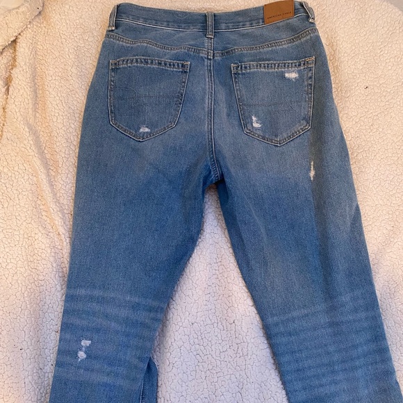 american eagle ripped jeans - Picture 4 of 5